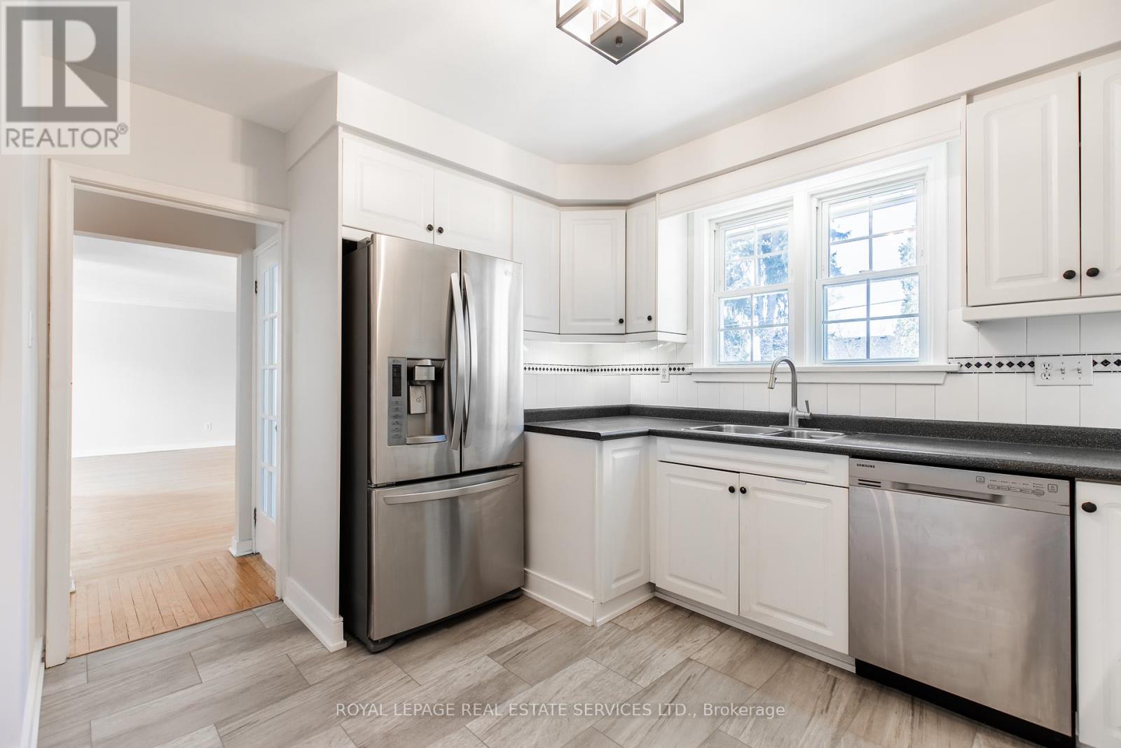 Main - 244 Snowden Road, Oakville, Ontario  L6L 3X5 - Photo 14 - W12100706