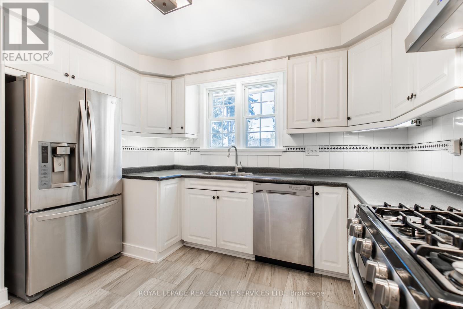 Main - 244 Snowden Road, Oakville, Ontario  L6L 3X5 - Photo 15 - W12100706