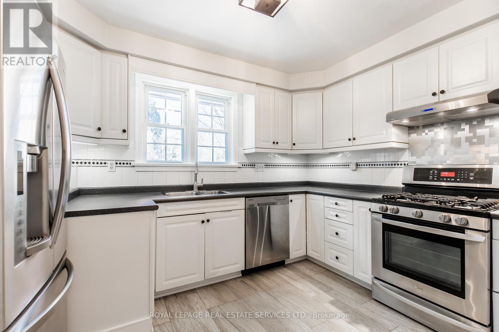 Main - 244 Snowden Road, Oakville, Ontario  L6L 3X5 - Photo 16 - W12100706