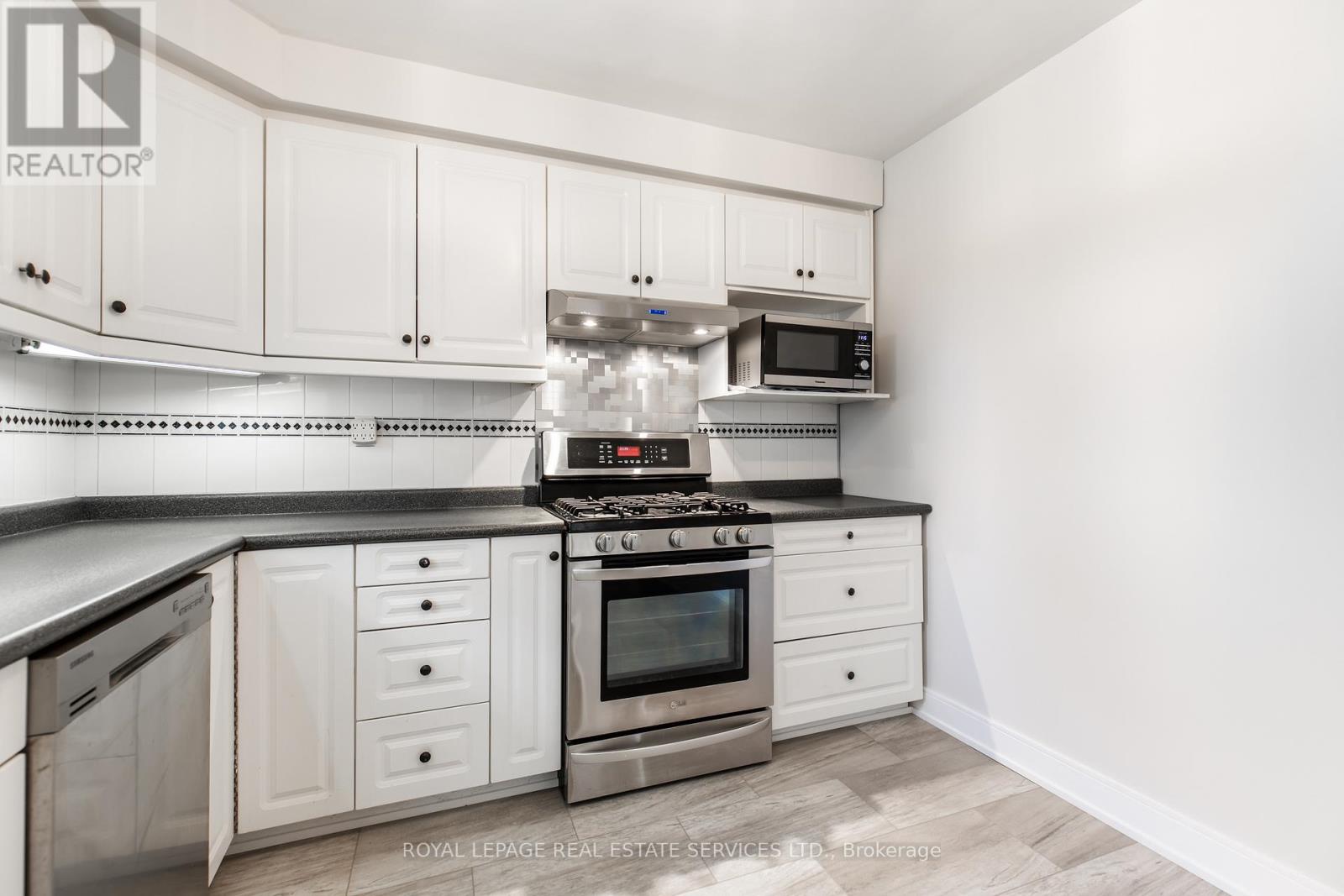 Main - 244 Snowden Road, Oakville, Ontario  L6L 3X5 - Photo 18 - W12100706