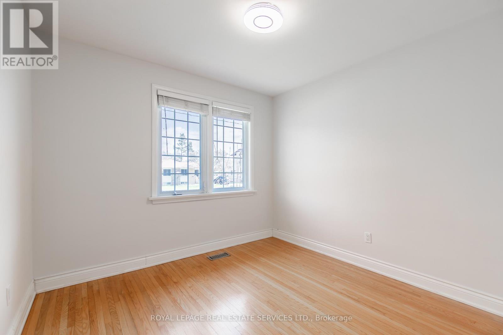 Main - 244 Snowden Road, Oakville, Ontario  L6L 3X5 - Photo 29 - W12100706