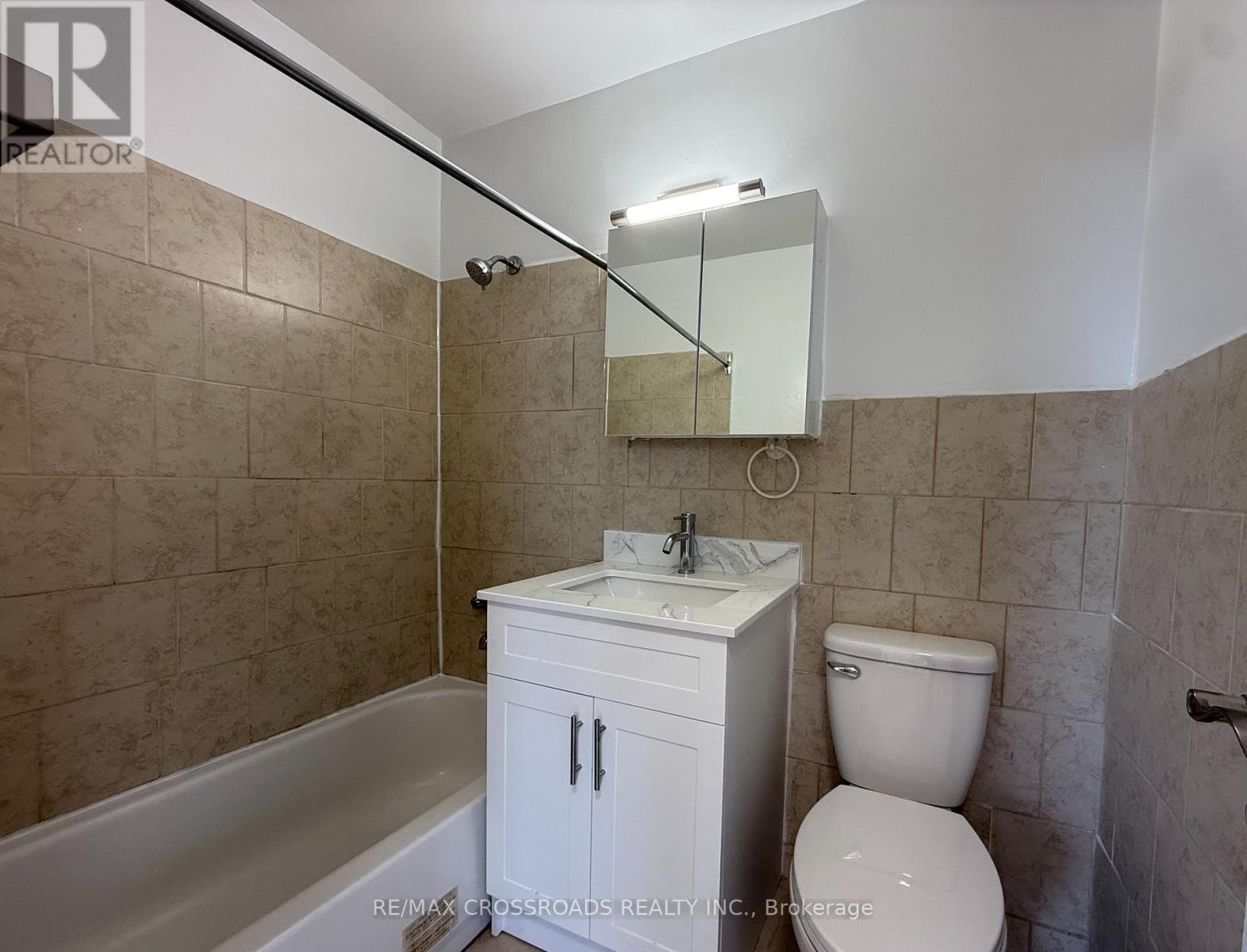 502 - 363 Lakeshore Road E, Mississauga, Ontario  L5G 1H7 - Photo 12 - W12100827