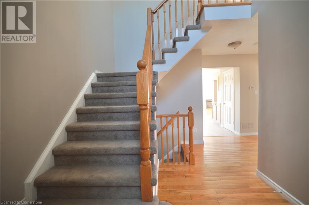 Property at 747 KARLSFELD Road image 4