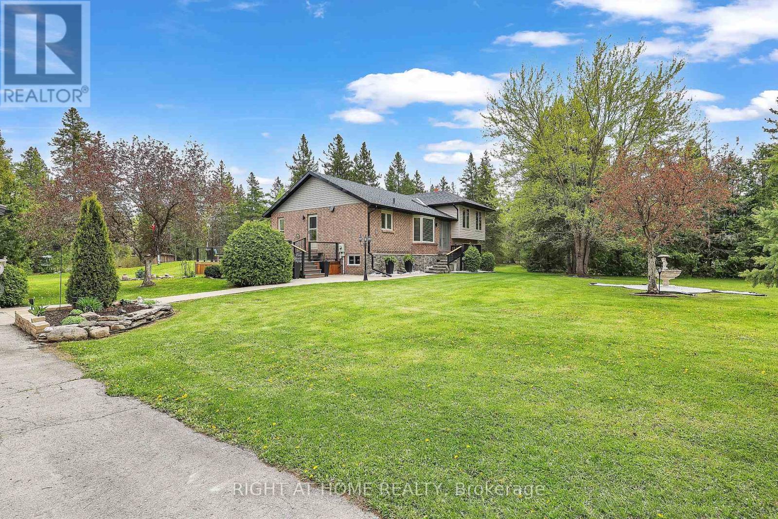 Property at 119 STURGEON GLEN ROAD image 2