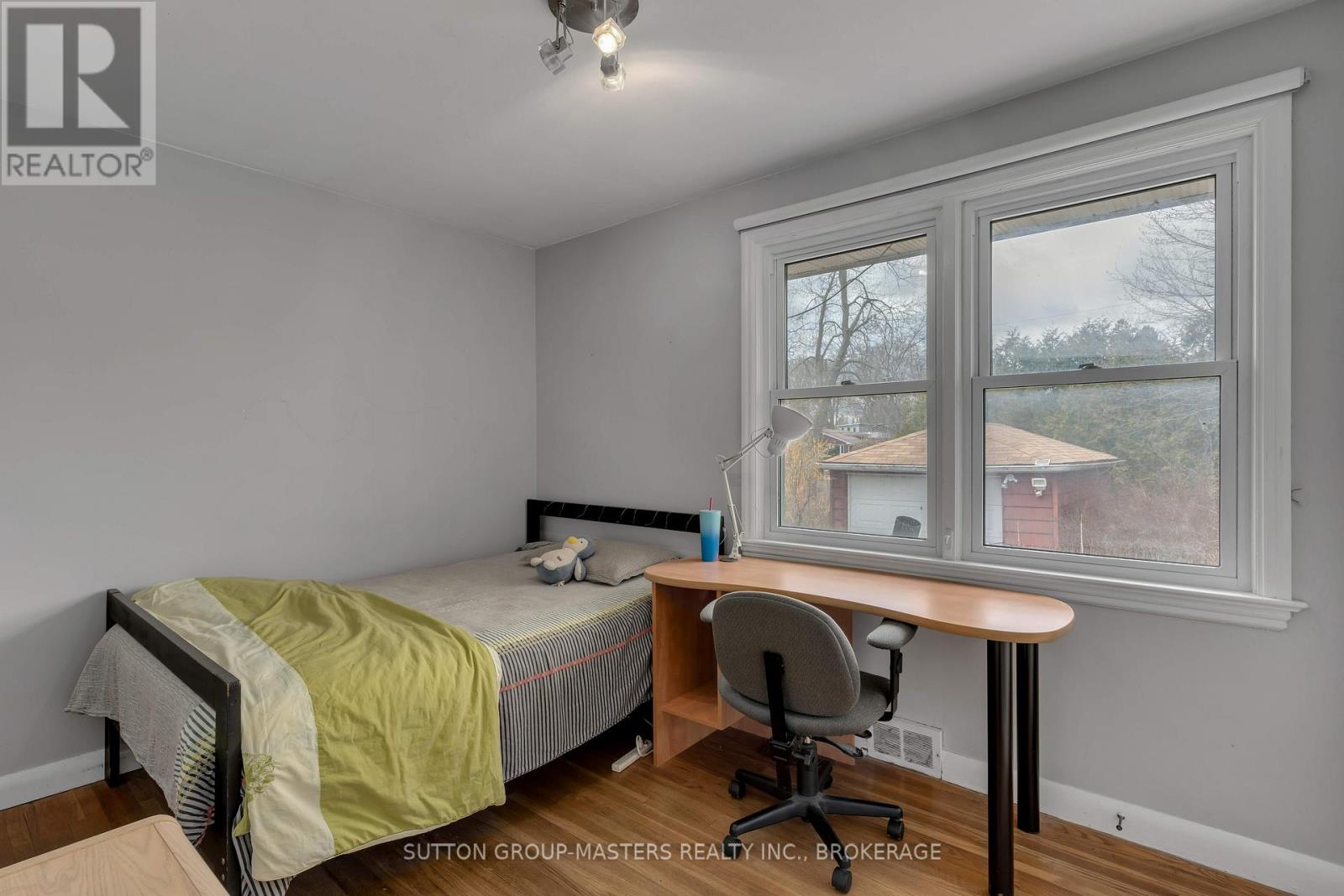 250 Yonge Street, Kingston, Ontario  K7M 1G5 - Photo 16 - X12100842