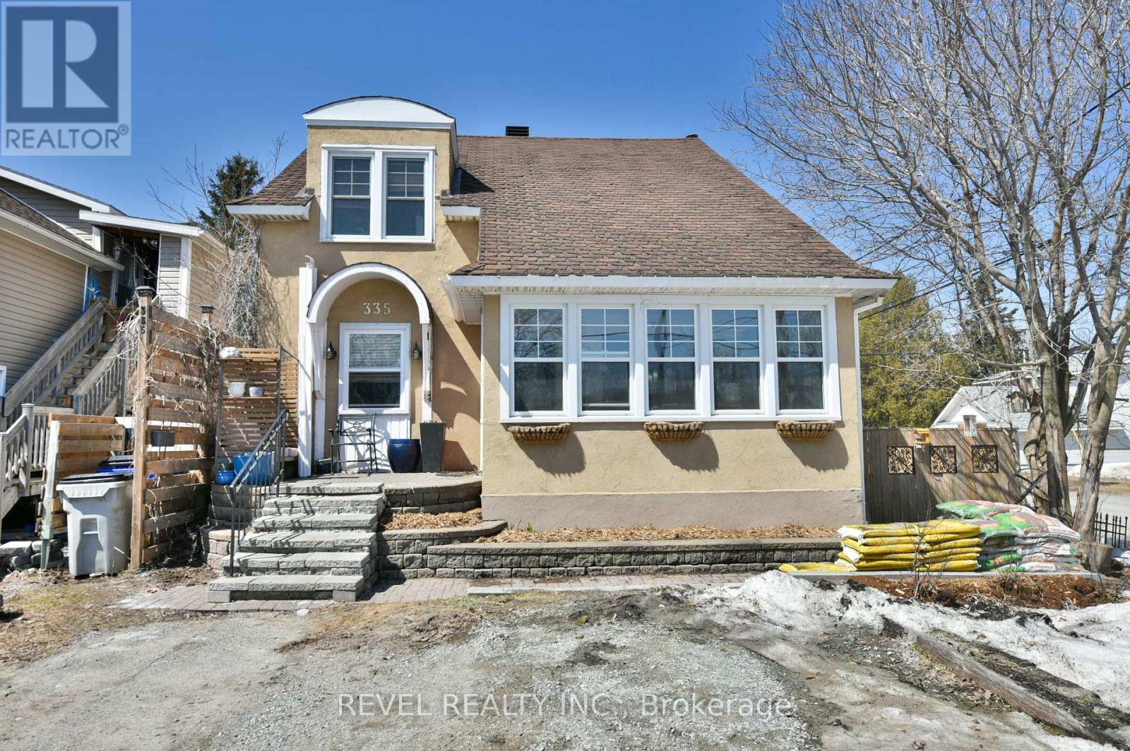 Property at 335 TOKE STREET image 1