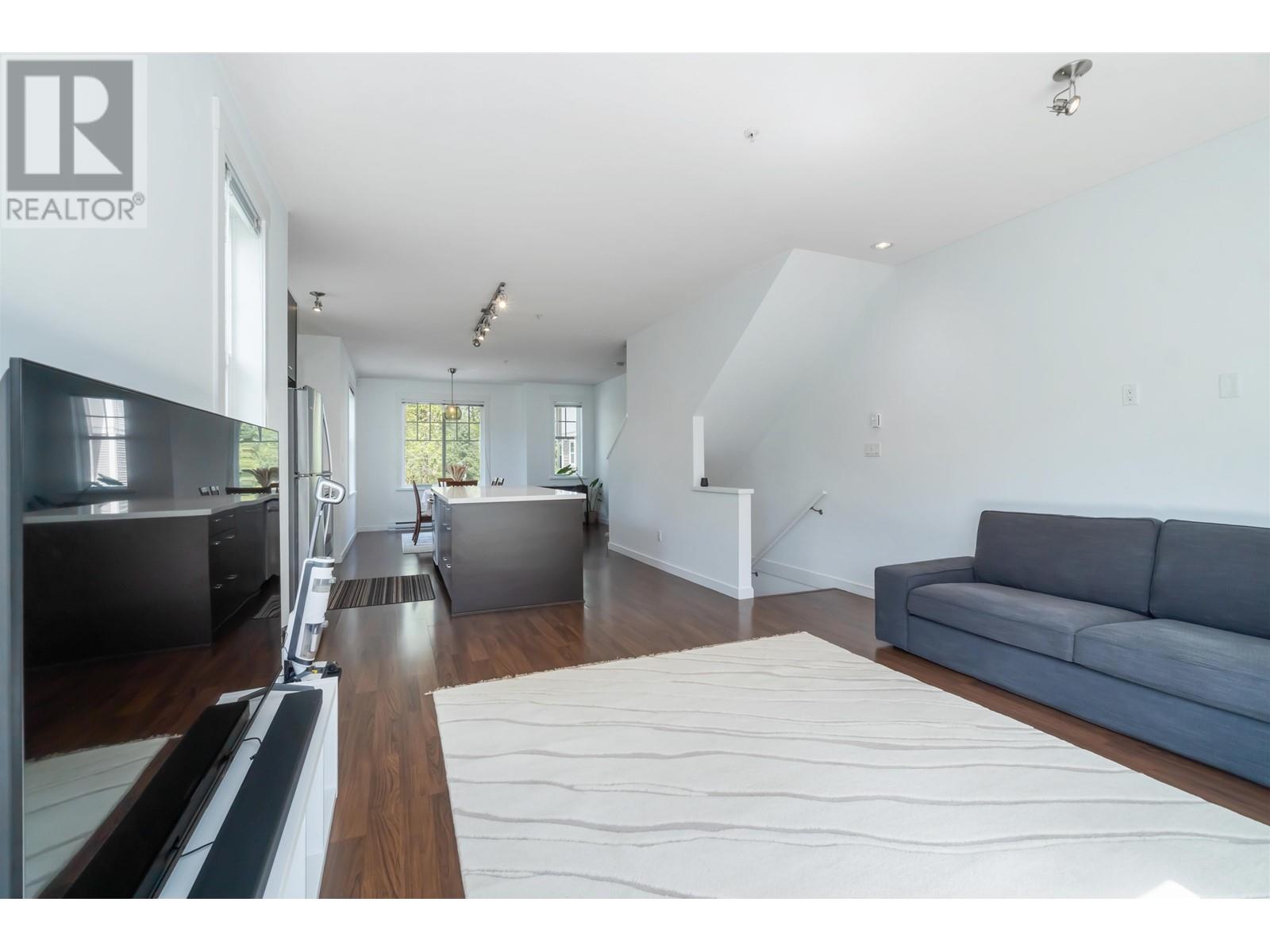 108 3010 Riverbend Drive, Coquitlam, British Columbia  V3C 0B8 - Photo 6 - R2993910