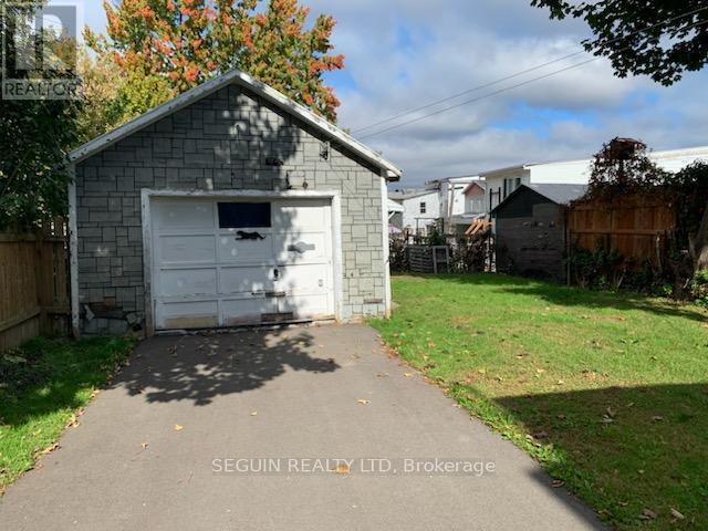 407-407b Regent 294 William Street, Hawkesbury, Ontario  K6A 1G1 - Photo 2 - X12100863