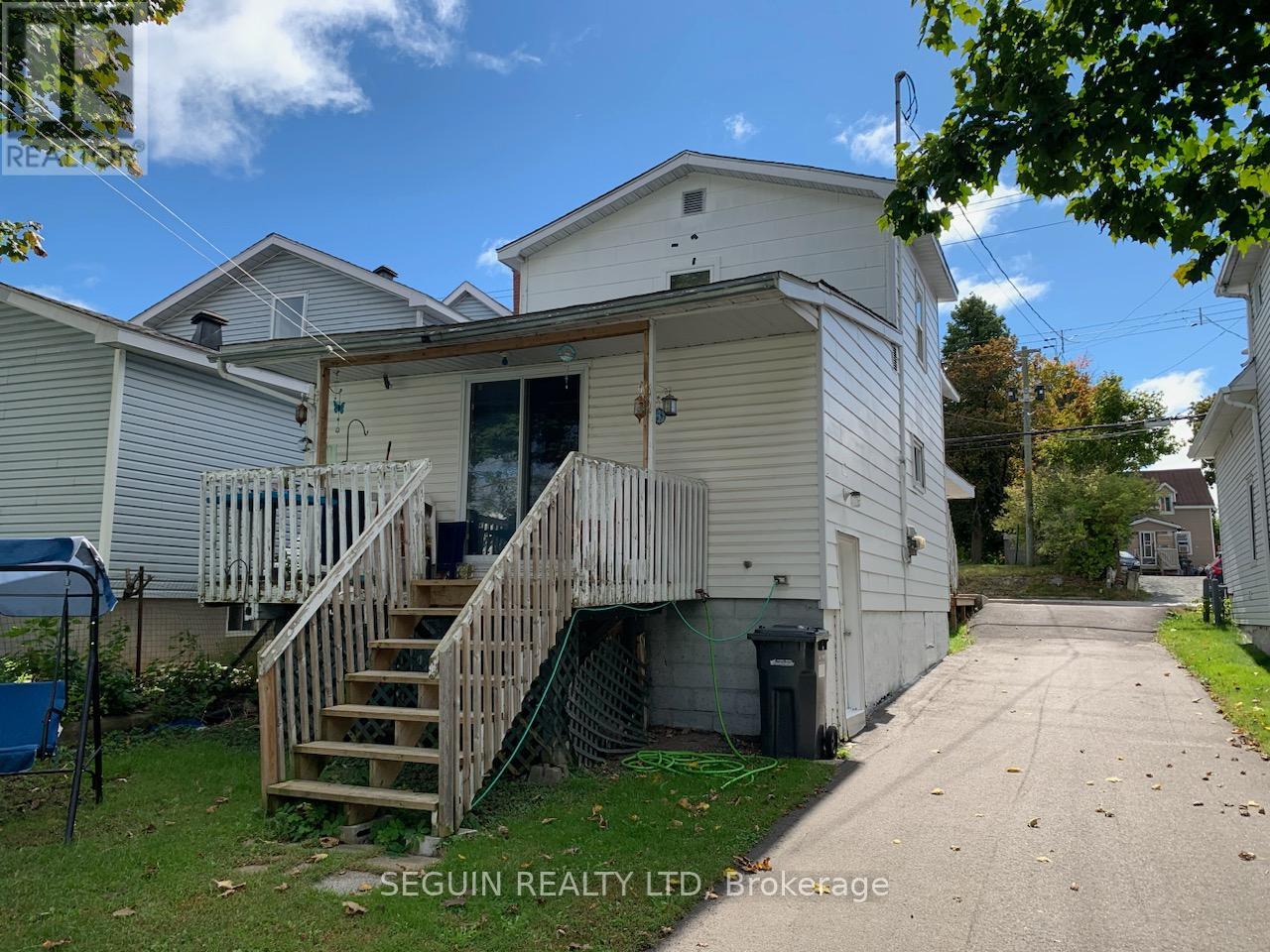 407-407b Regent 294 William Street, Hawkesbury, Ontario  K6A 1G1 - Photo 4 - X12100863