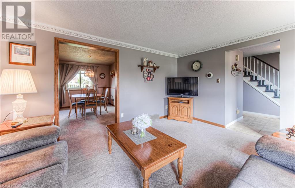 Property at 76 NEWBURY Drive image 4
