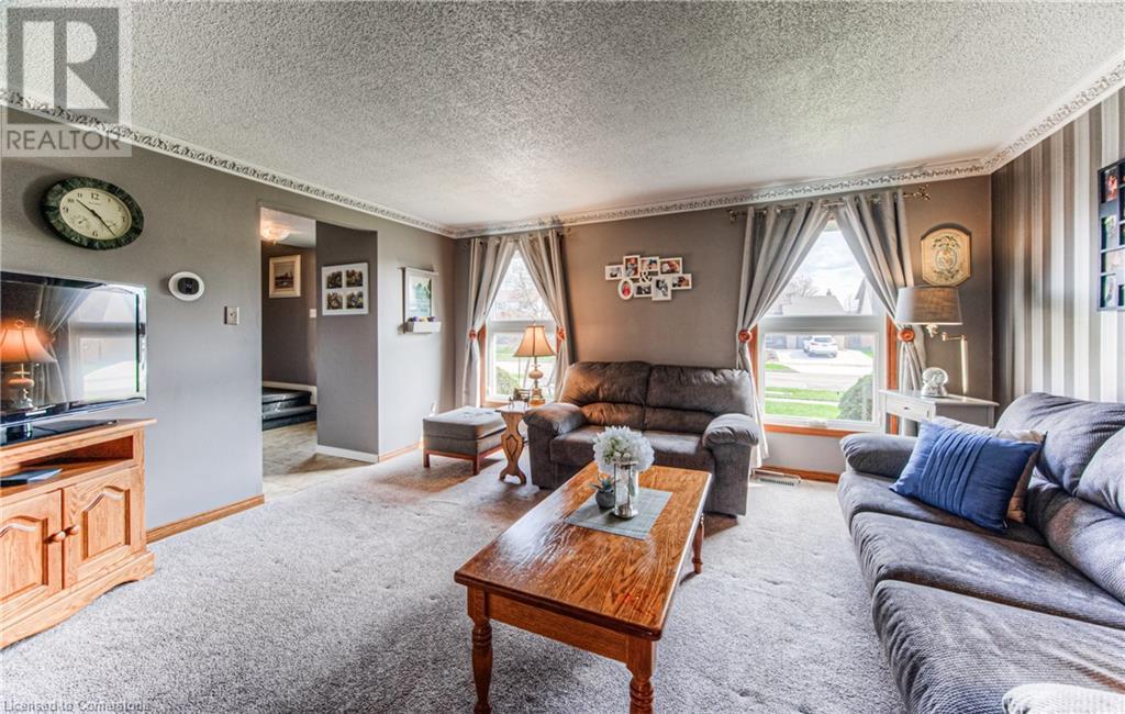 Property at 76 NEWBURY Drive image 3