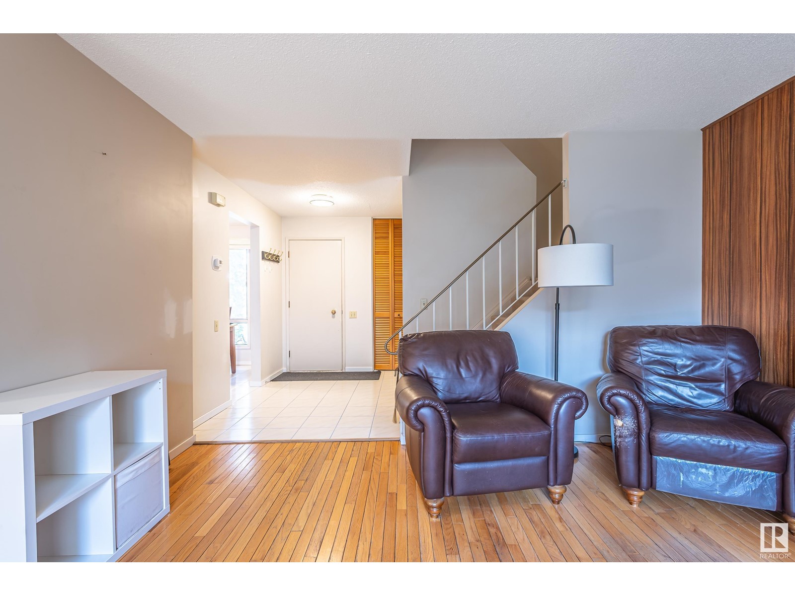 Property at 147 GRANDIN VG image 3