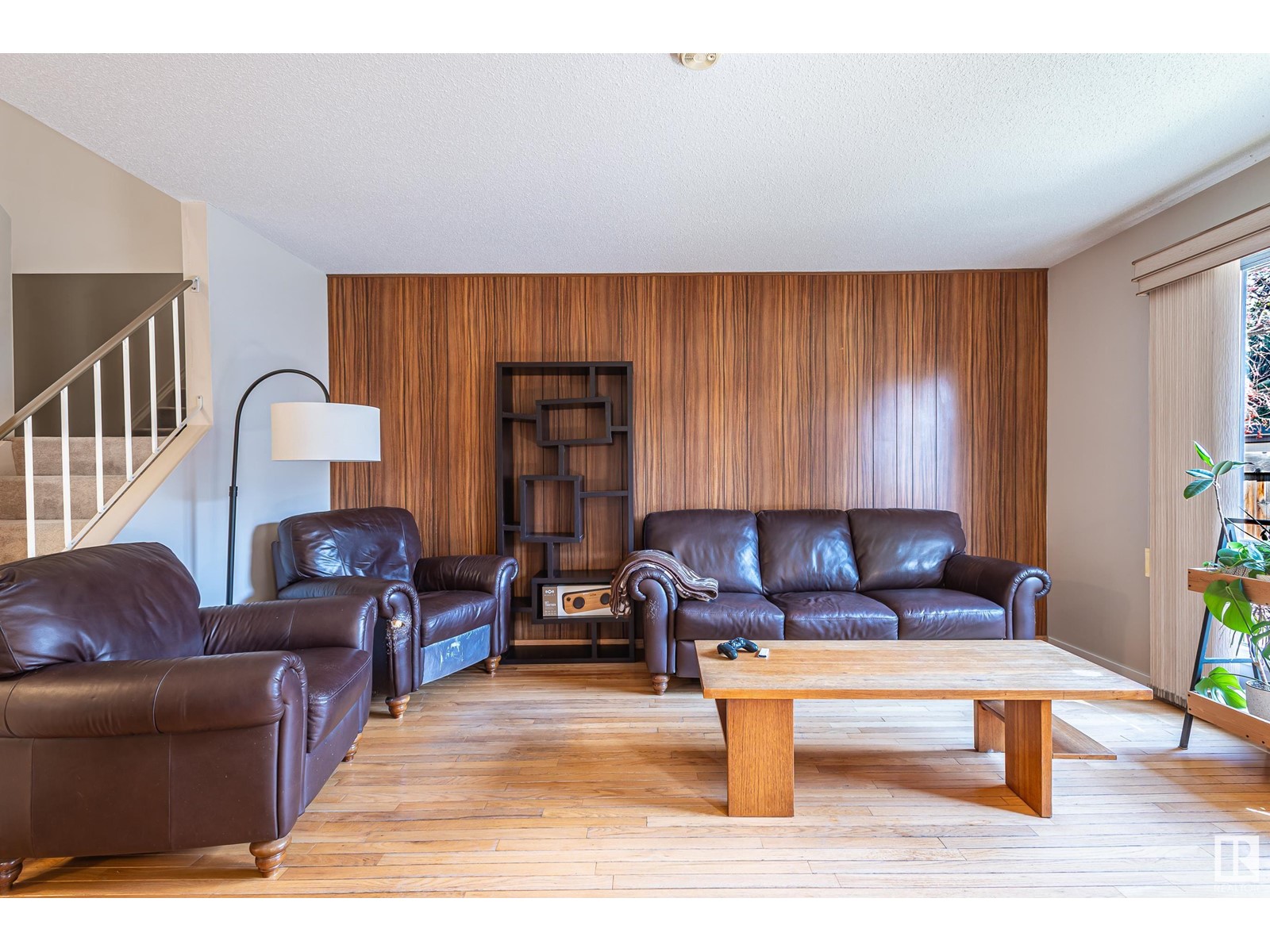 Property at 147 GRANDIN VG image 2