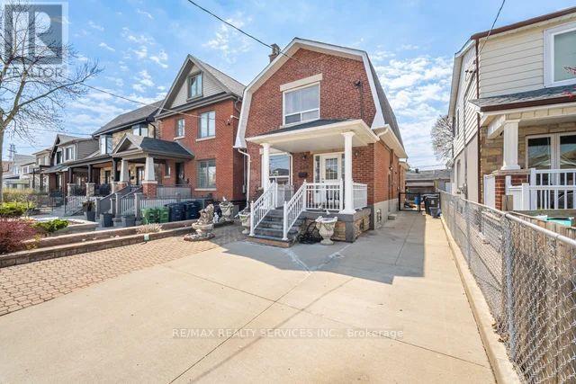 Property at 444 MAYBANK AVENUE image 3