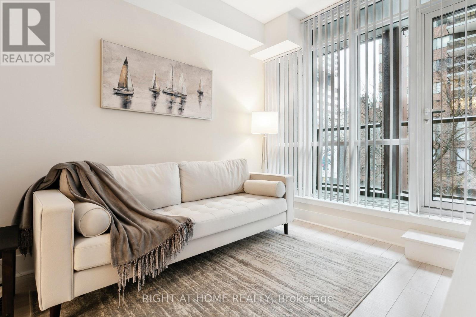 311 - 32 DAVENPORT ROAD, Toronto, Ontario