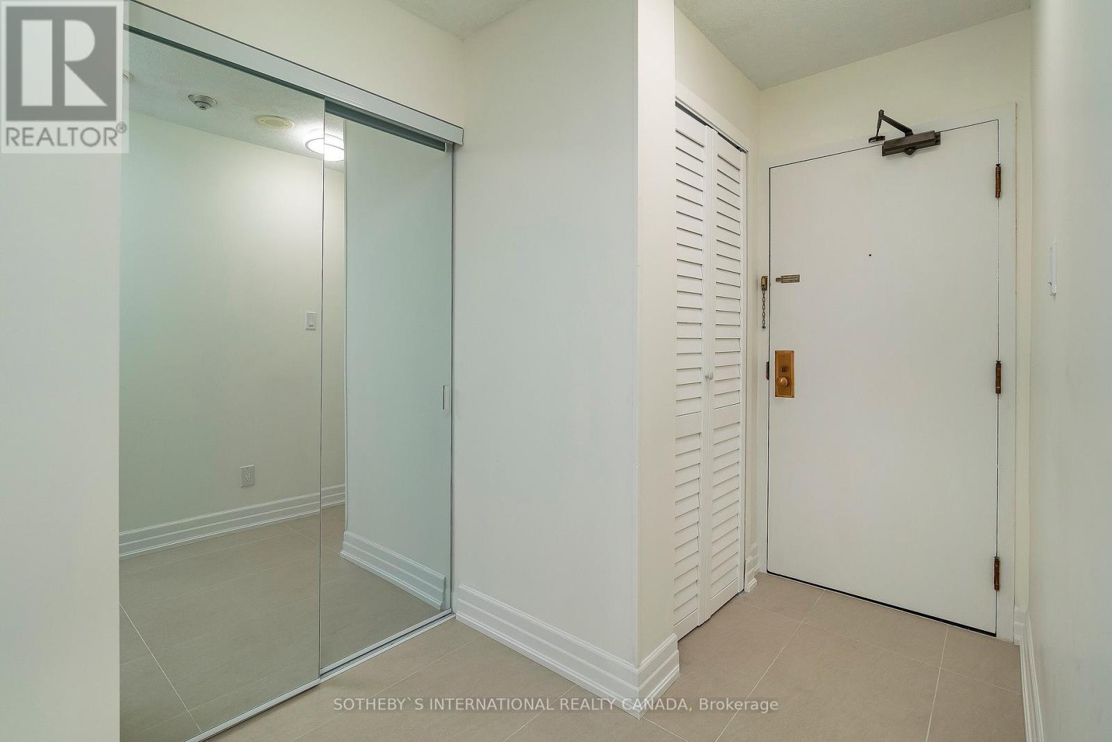 706 - 40 Scollard Street, Toronto, Ontario  M5R 3S1 - Photo 10 - C12100840