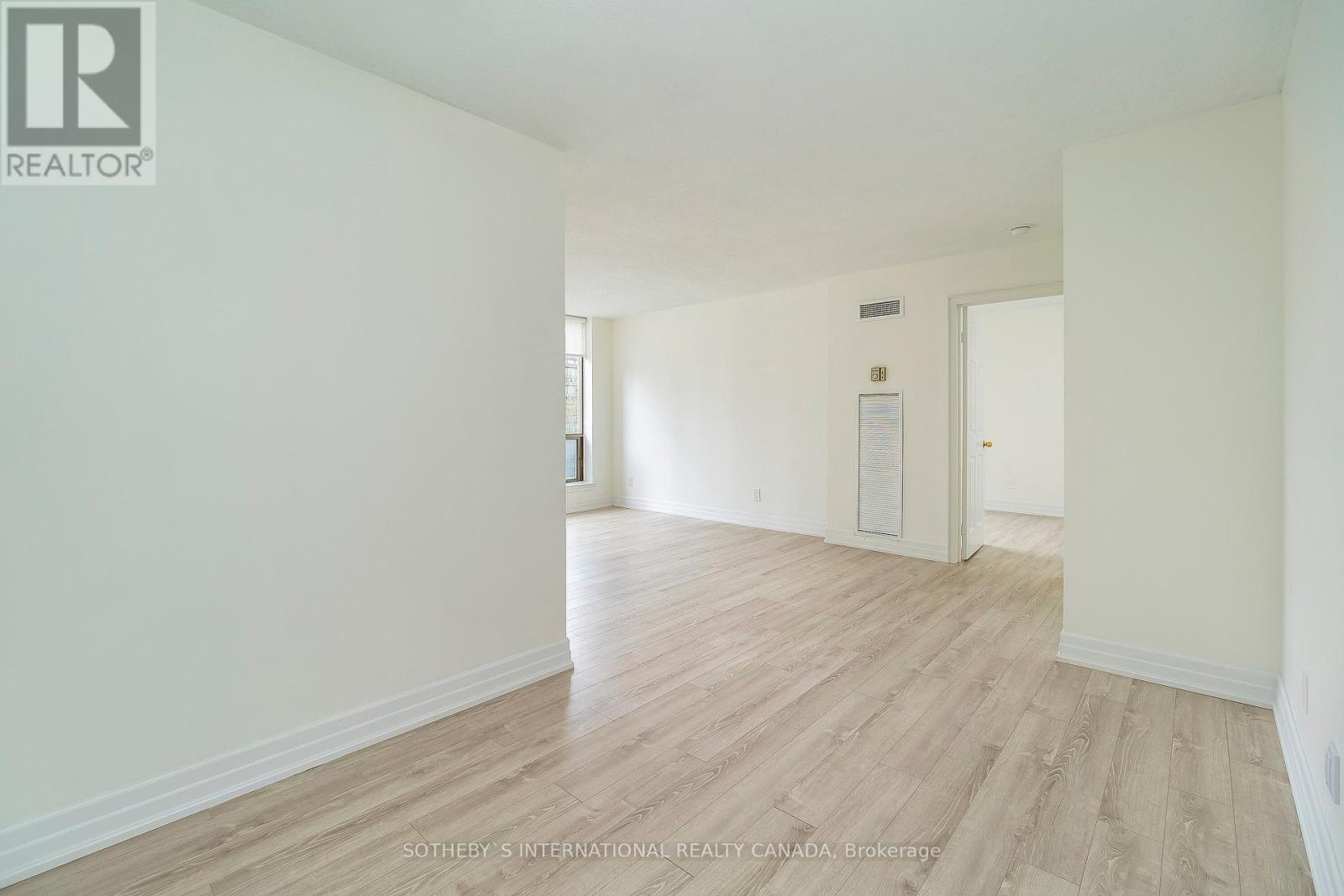 706 - 40 Scollard Street, Toronto, Ontario  M5R 3S1 - Photo 3 - C12100840