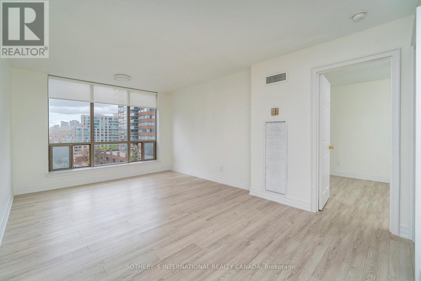 706 - 40 Scollard Street, Toronto, Ontario  M5R 3S1 - Photo 4 - C12100840