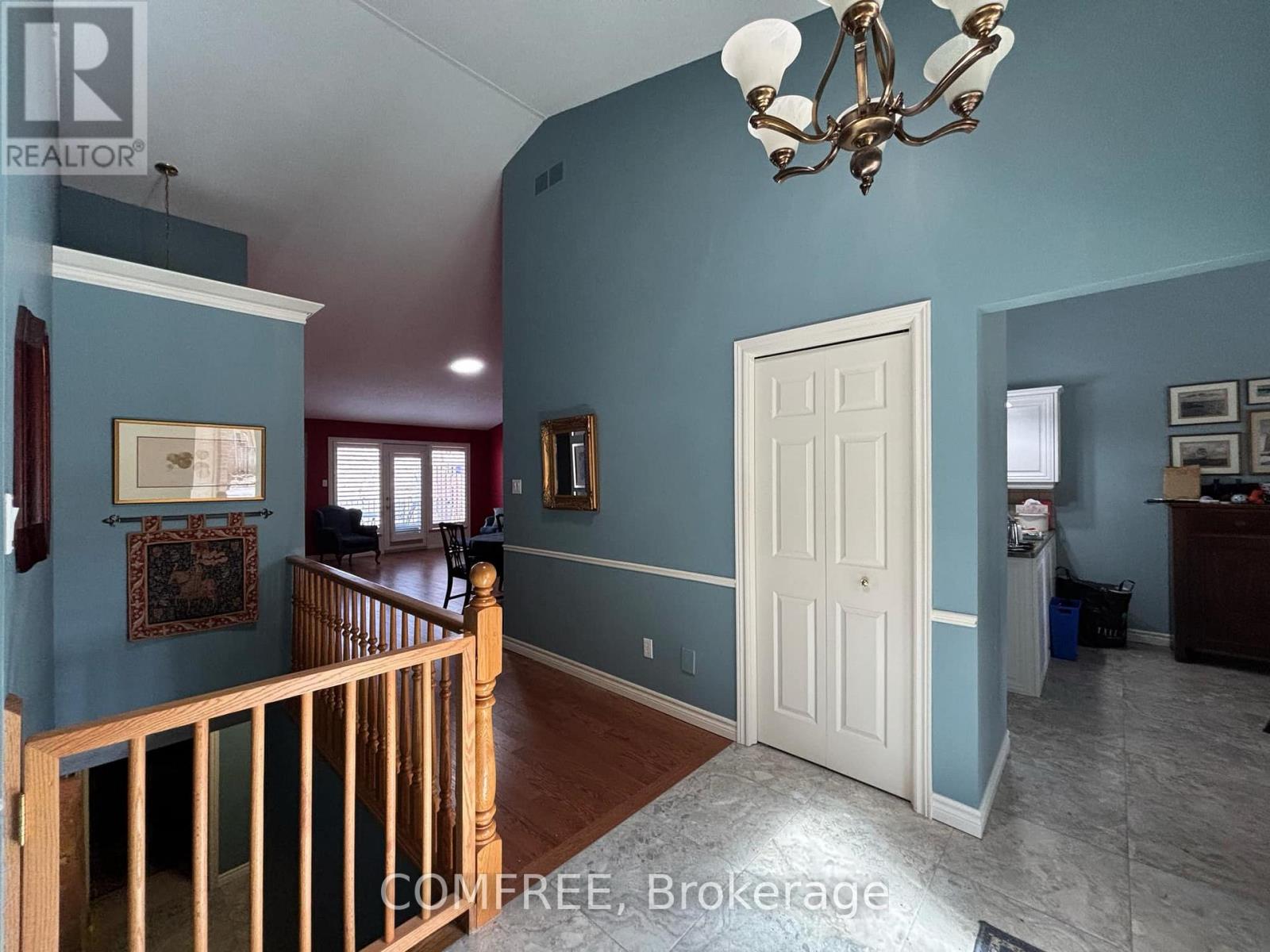 Property at 14 - 1331 COMMISSIONERS ROAD W image 2