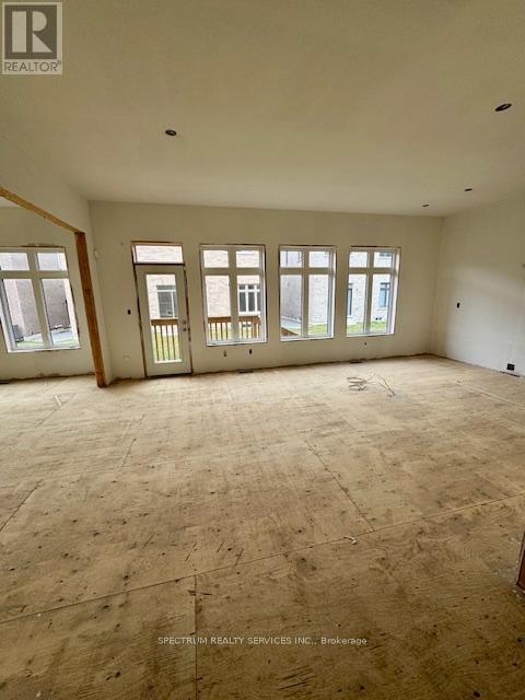 Property at 21 LORRAIN HAND CRESCENT image 3