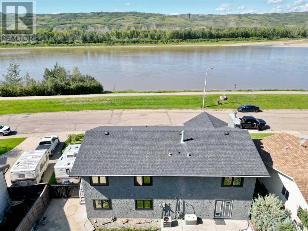 Property at 7209 96 Street image 4