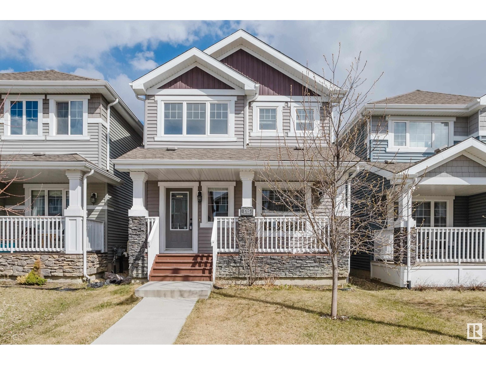 Property at 1715 167 ST SW image 1
