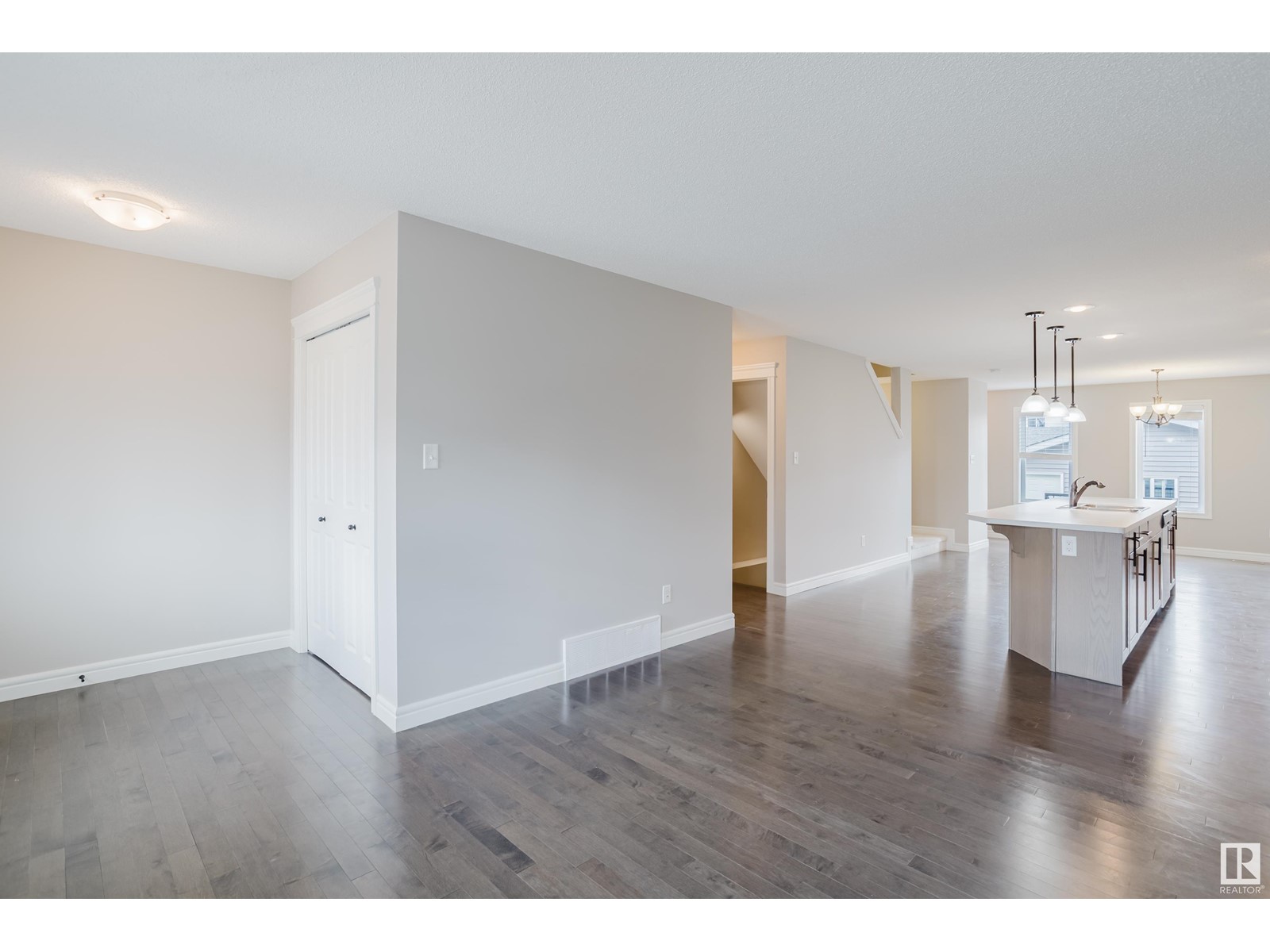 Property at 1715 167 ST SW image 4