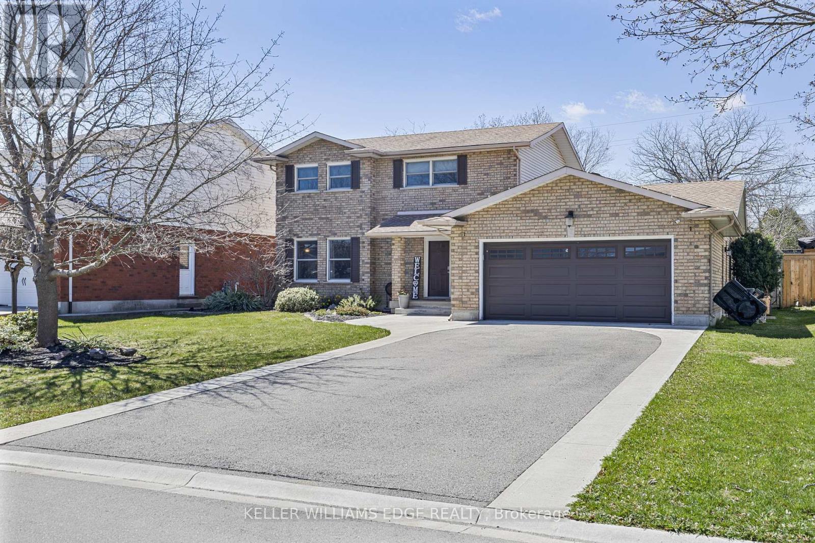 Property at 5 KINTYRE COURT image 2