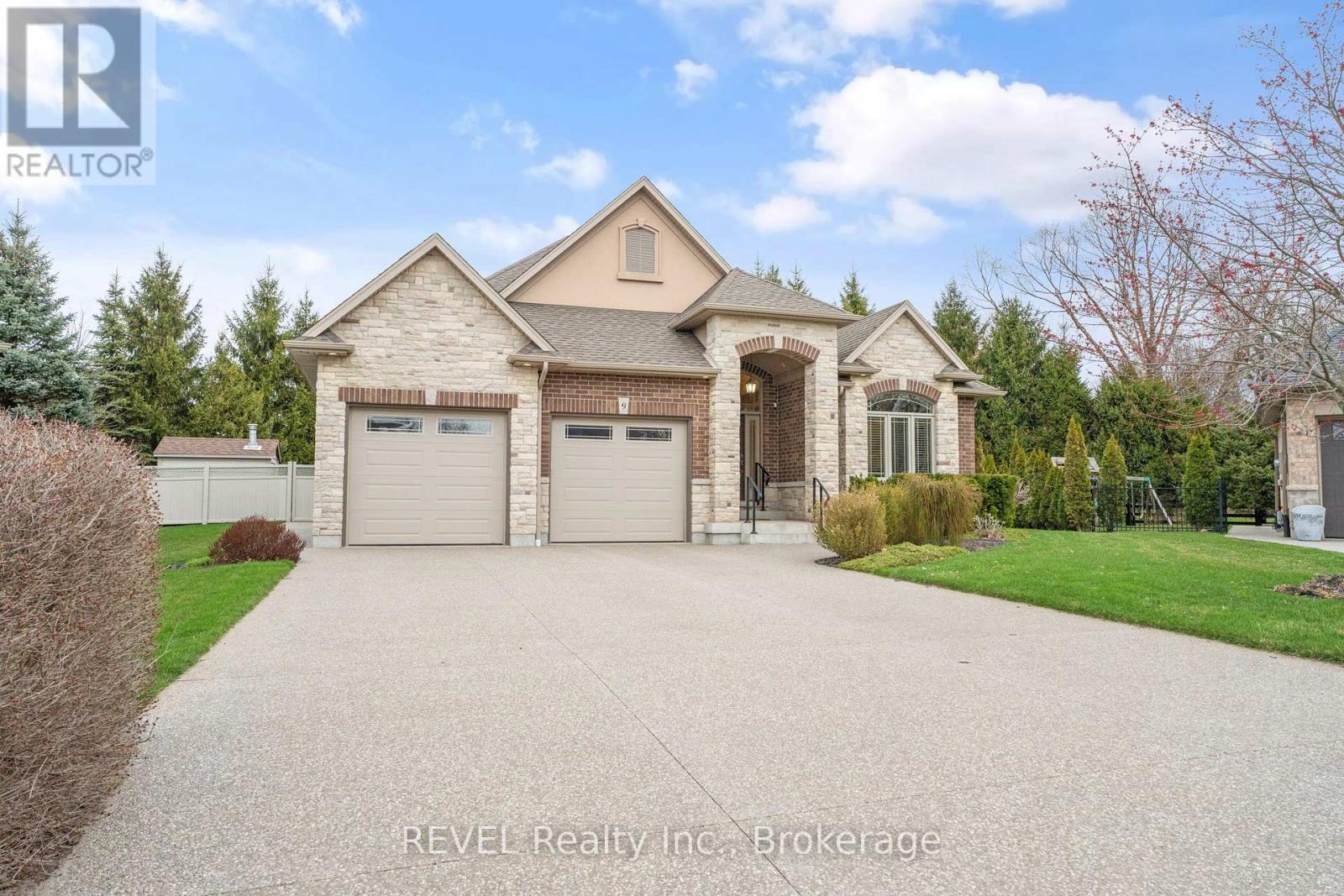 Property at 9 BRONDI'S LANE image 2