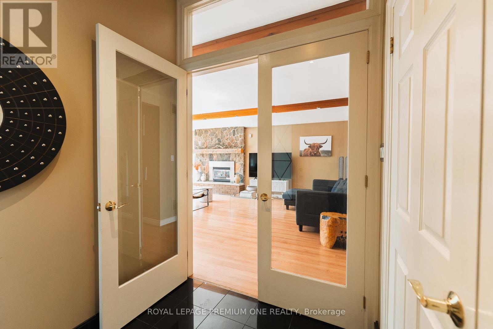 Property at 135 PATRICIA DRIVE image 2