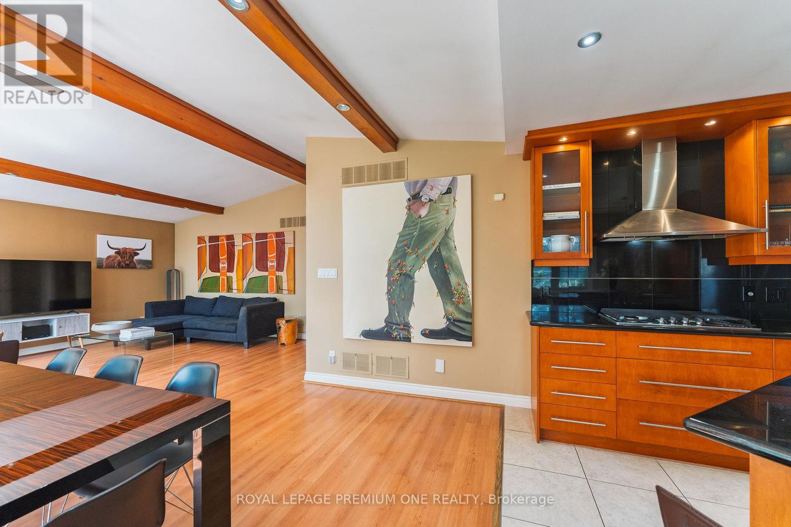 Property at 135 PATRICIA DRIVE image 4
