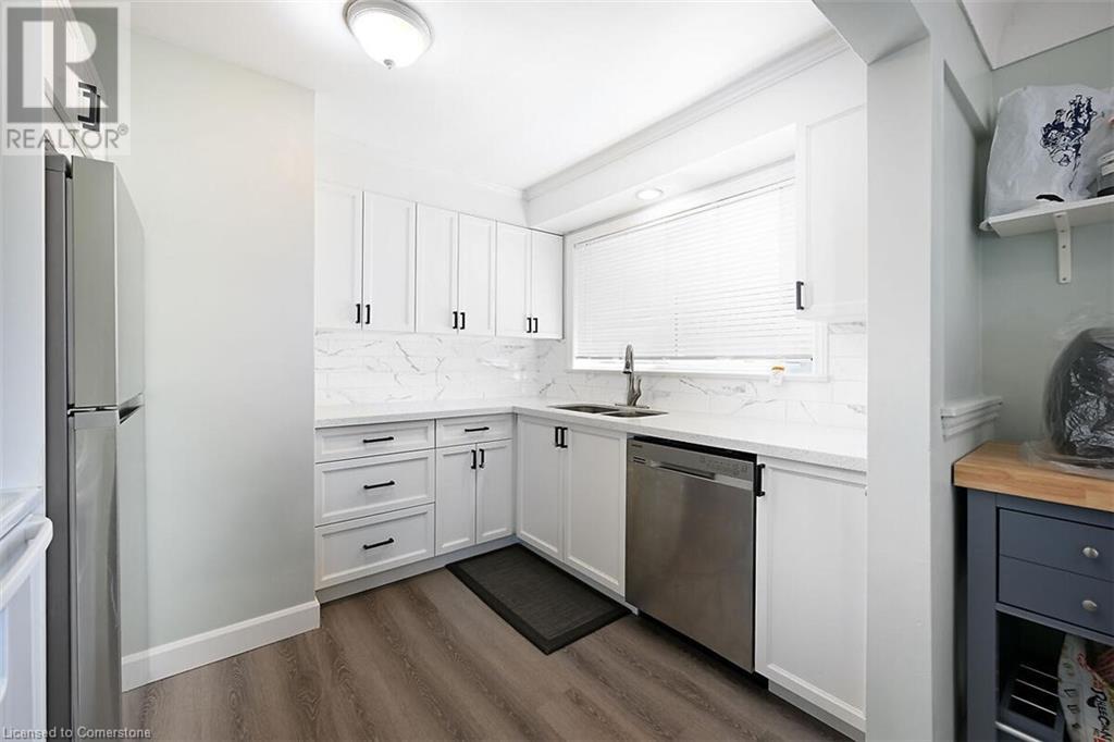 333 East 42nd Street, Hamilton, Ontario  L8T 3A6 - Photo 12 - 40721076