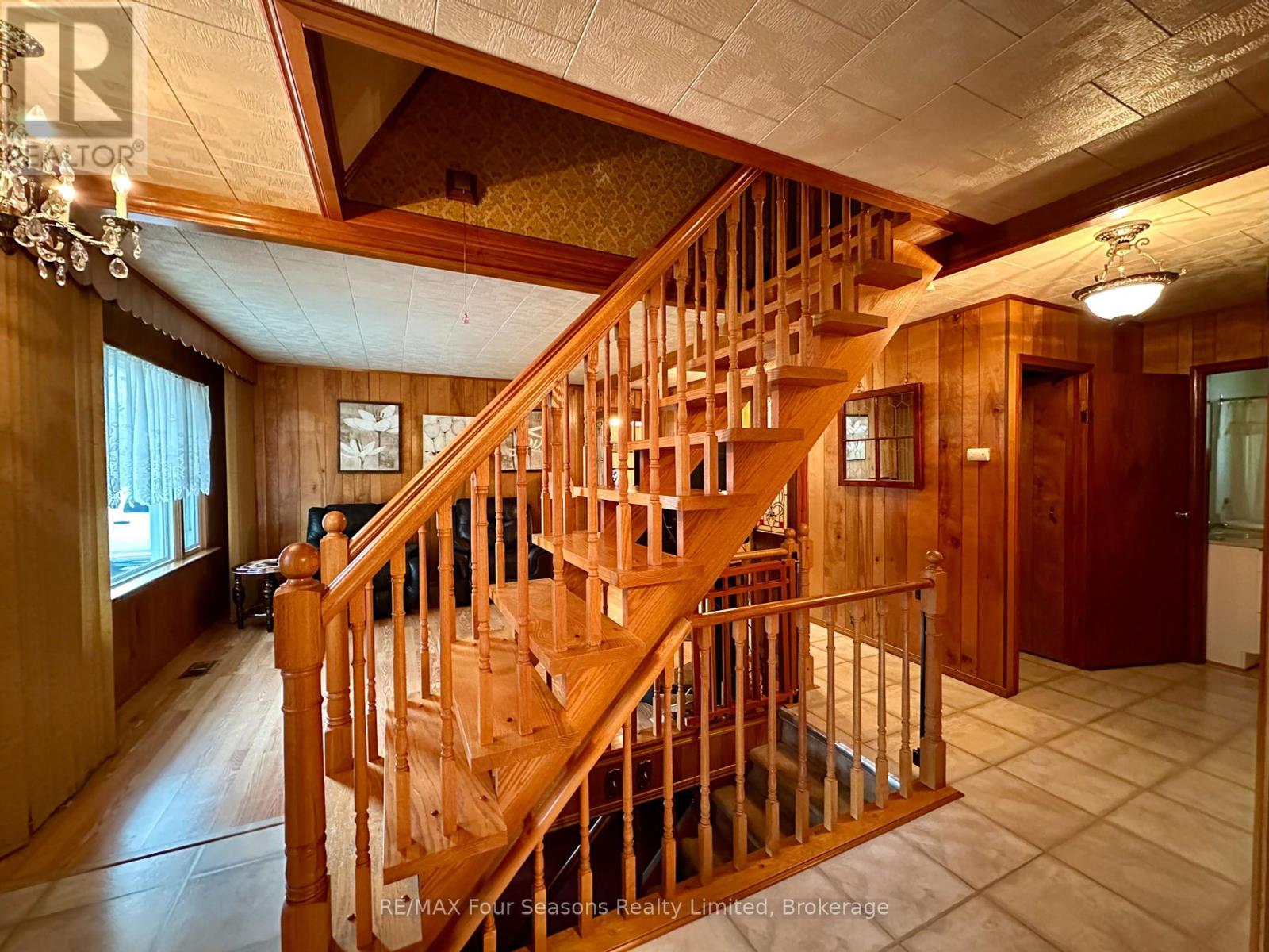 5601 County Road 9, Clearview, Ontario  L0M 1N0 - Photo 14 - S12101120