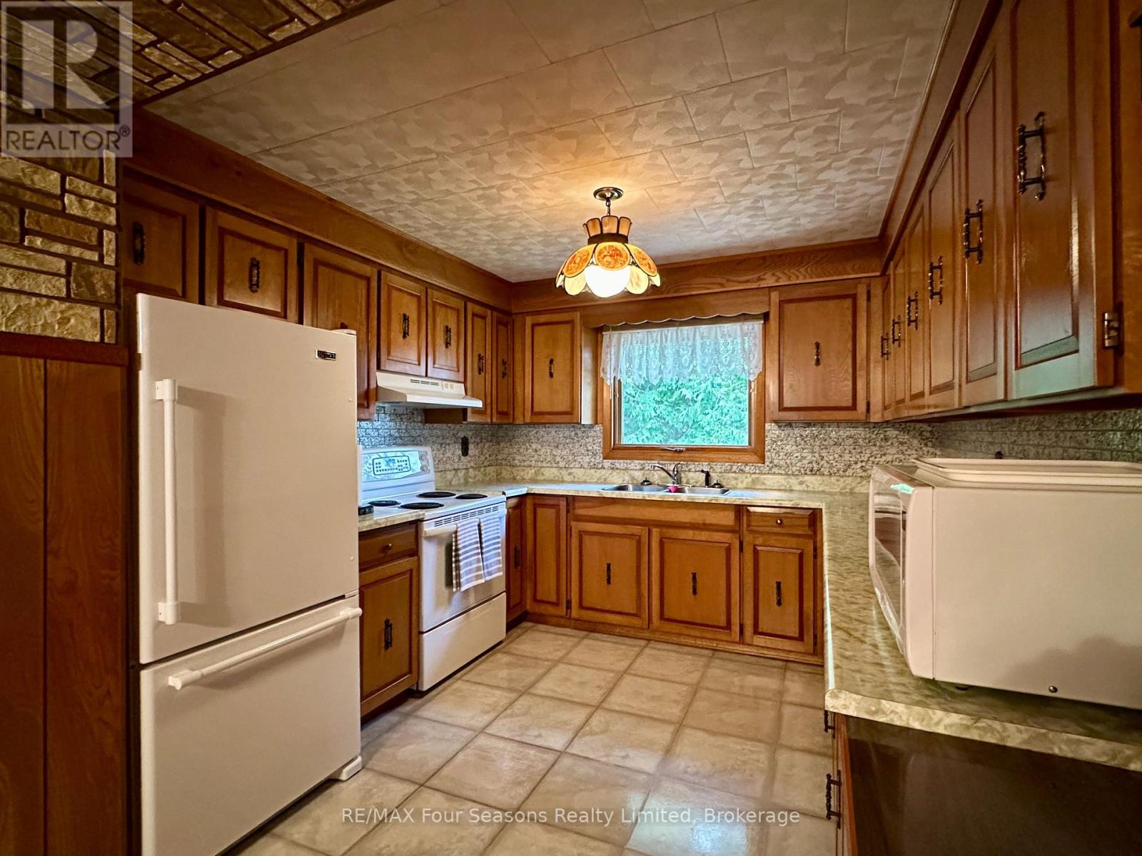 5601 County Road 9, Clearview, Ontario  L0M 1N0 - Photo 19 - S12101120