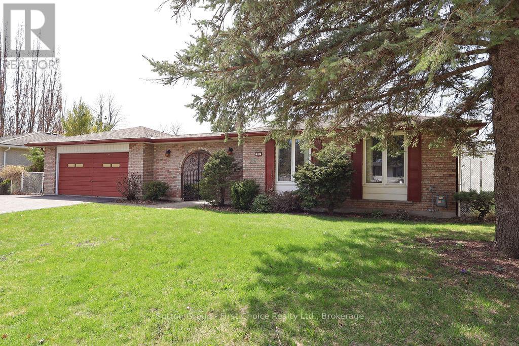 96 Graff Avenue, Stratford, Ontario  N5A 5L7 - Photo 48 - X12100951