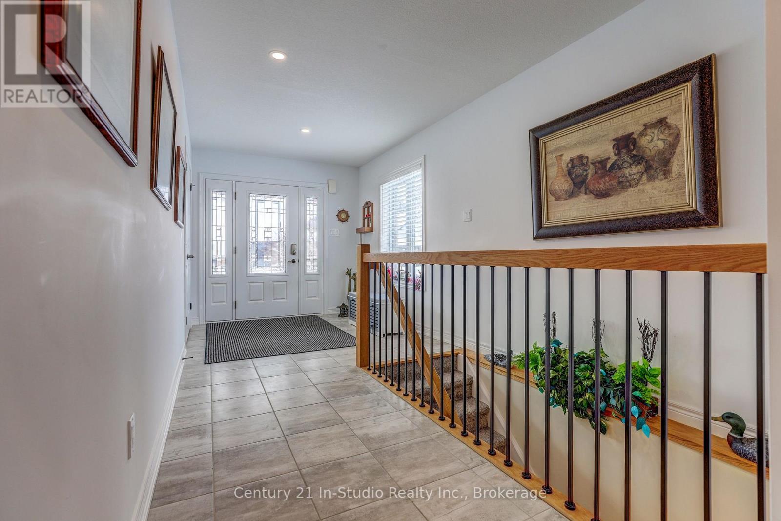 Property at 104 EMERSON WAY image 5