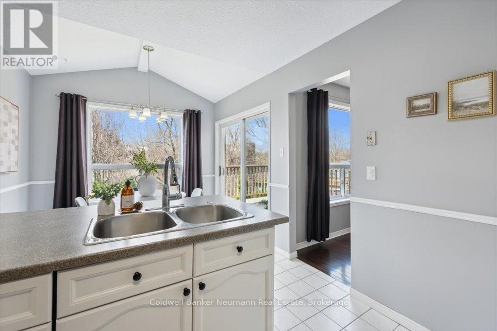 50 Chesterton Lane, Guelph, Ontario  N1E 6S8 - Photo 13 - X12101076