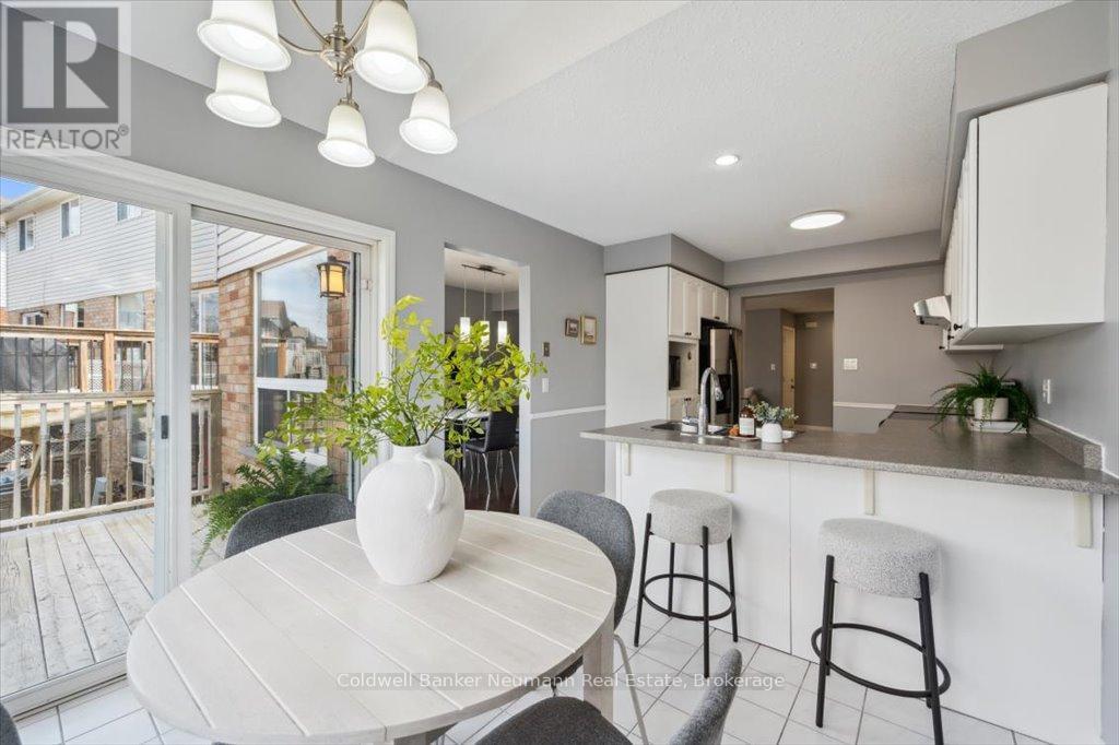 50 Chesterton Lane, Guelph, Ontario  N1E 6S8 - Photo 15 - X12101076