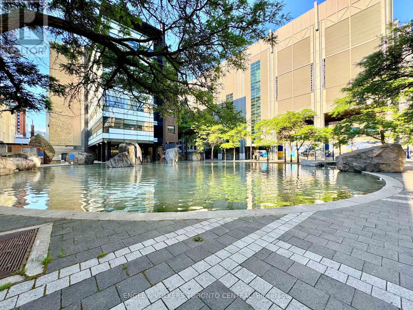 645 - 155 Dalhousie Street, Toronto, Ontario  M5B 2P7 - Photo 25 - C12100935