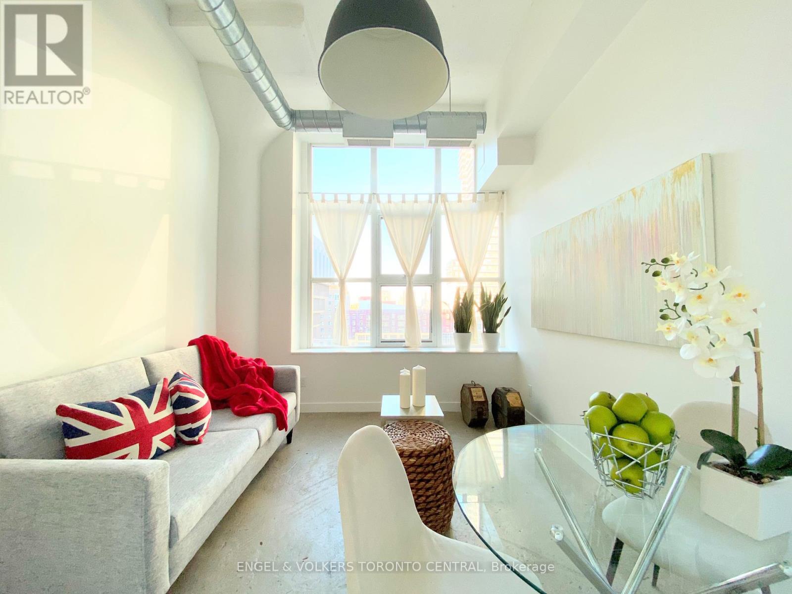 645 - 155 Dalhousie Street, Toronto, Ontario  M5B 2P7 - Photo 6 - C12100935
