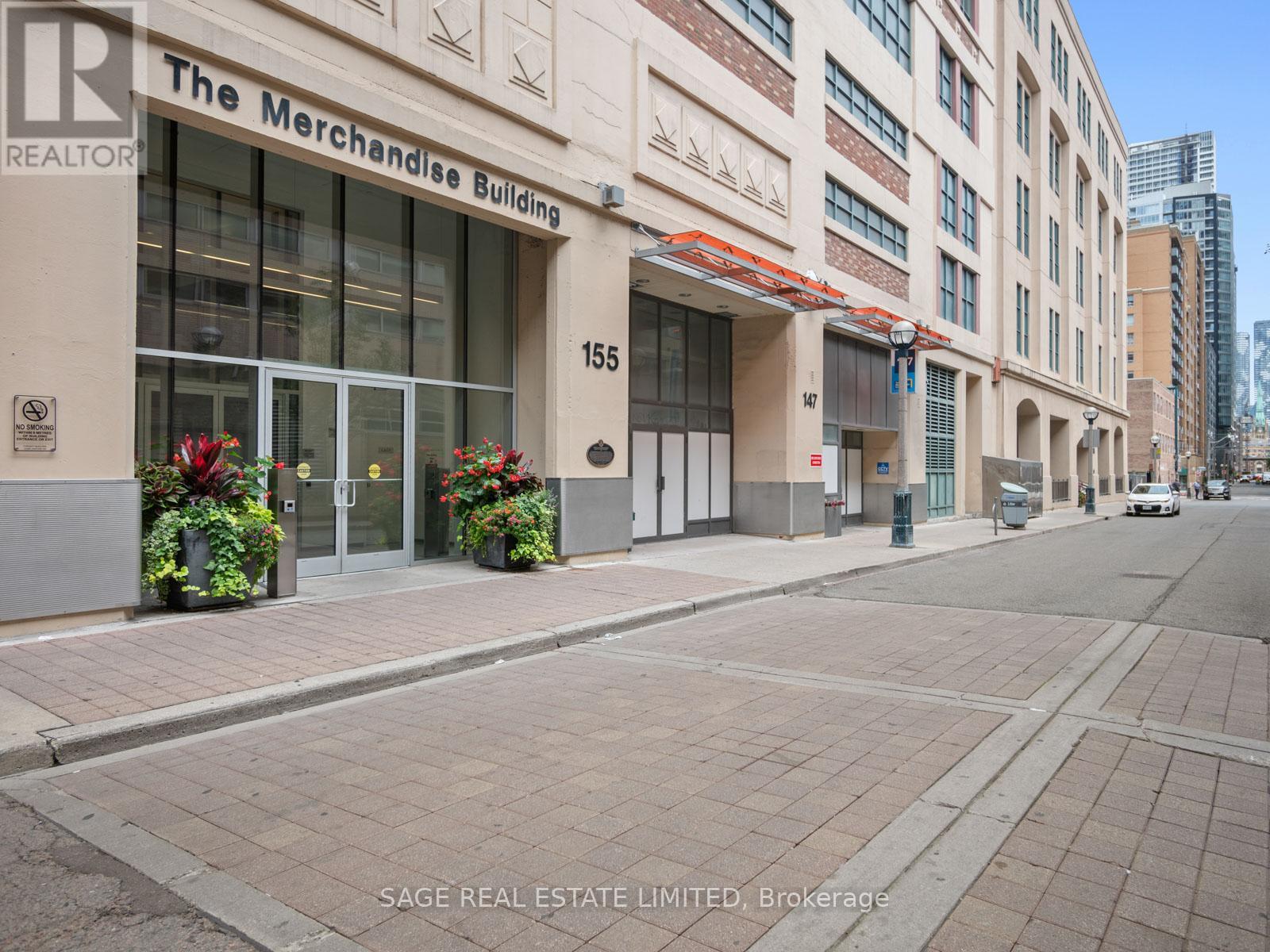 426 - 155 Dalhousie Street, Toronto, Ontario  M5B 2P7 - Photo 1 - C12101072