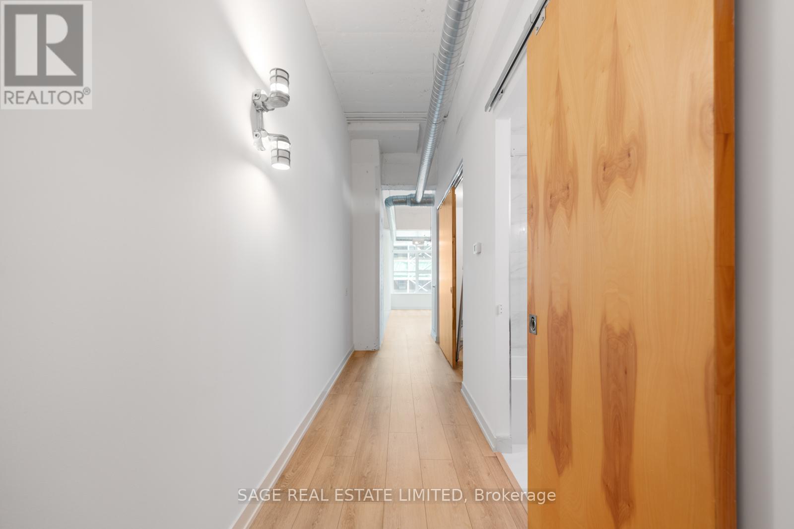 426 - 155 Dalhousie Street, Toronto, Ontario  M5B 2P7 - Photo 5 - C12101072