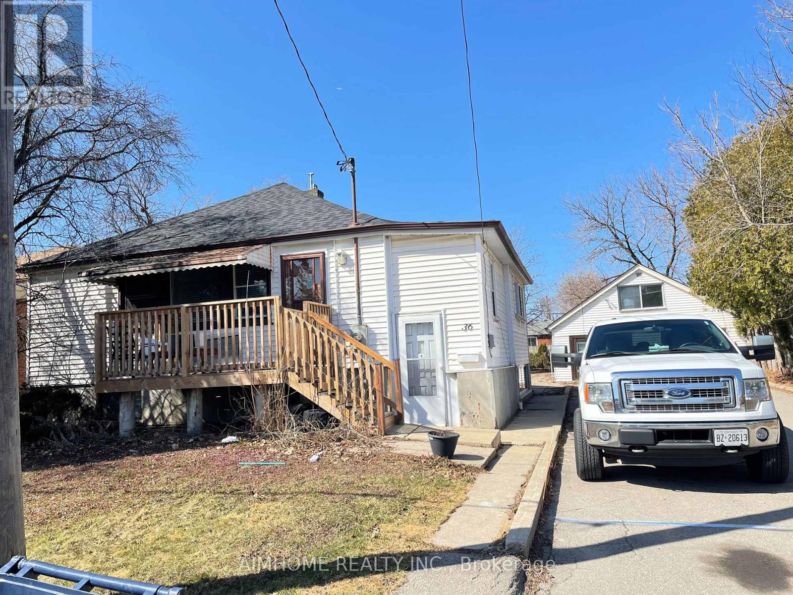 36 ALEXIS BOULEVARD, Toronto, Ontario
