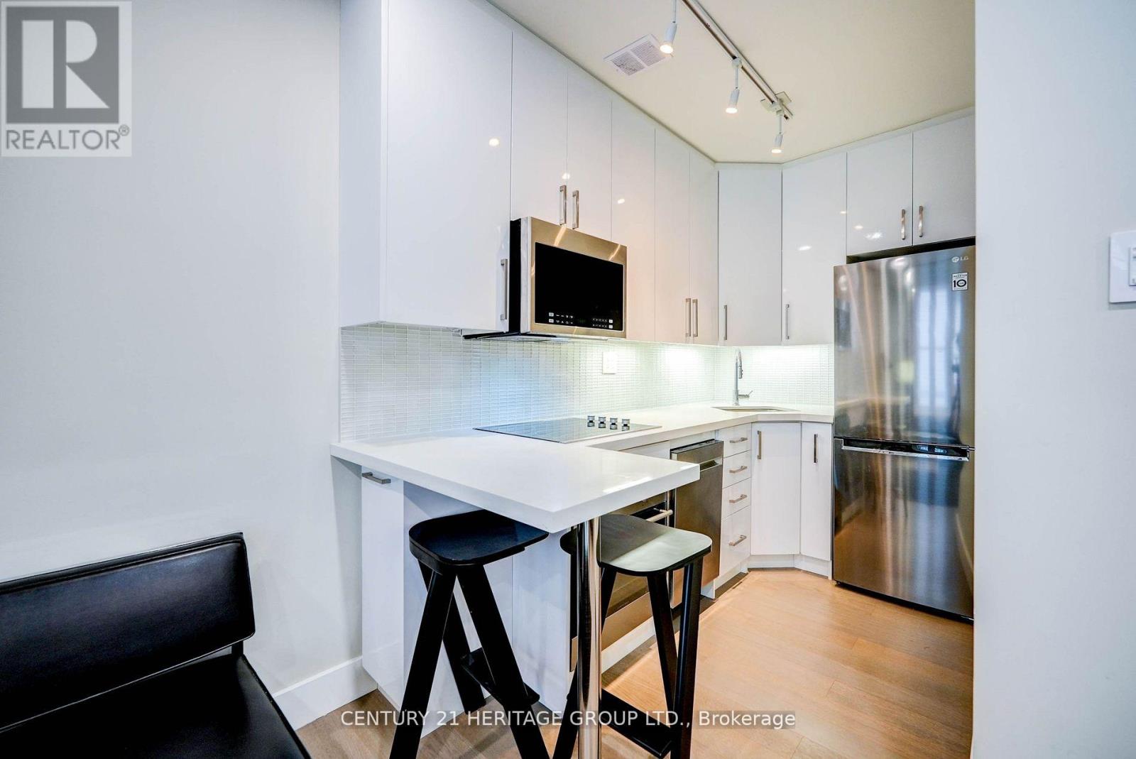 107 - 78 Warren Road, Toronto, Ontario  M4V 2R6 - Photo 13 - C12101122