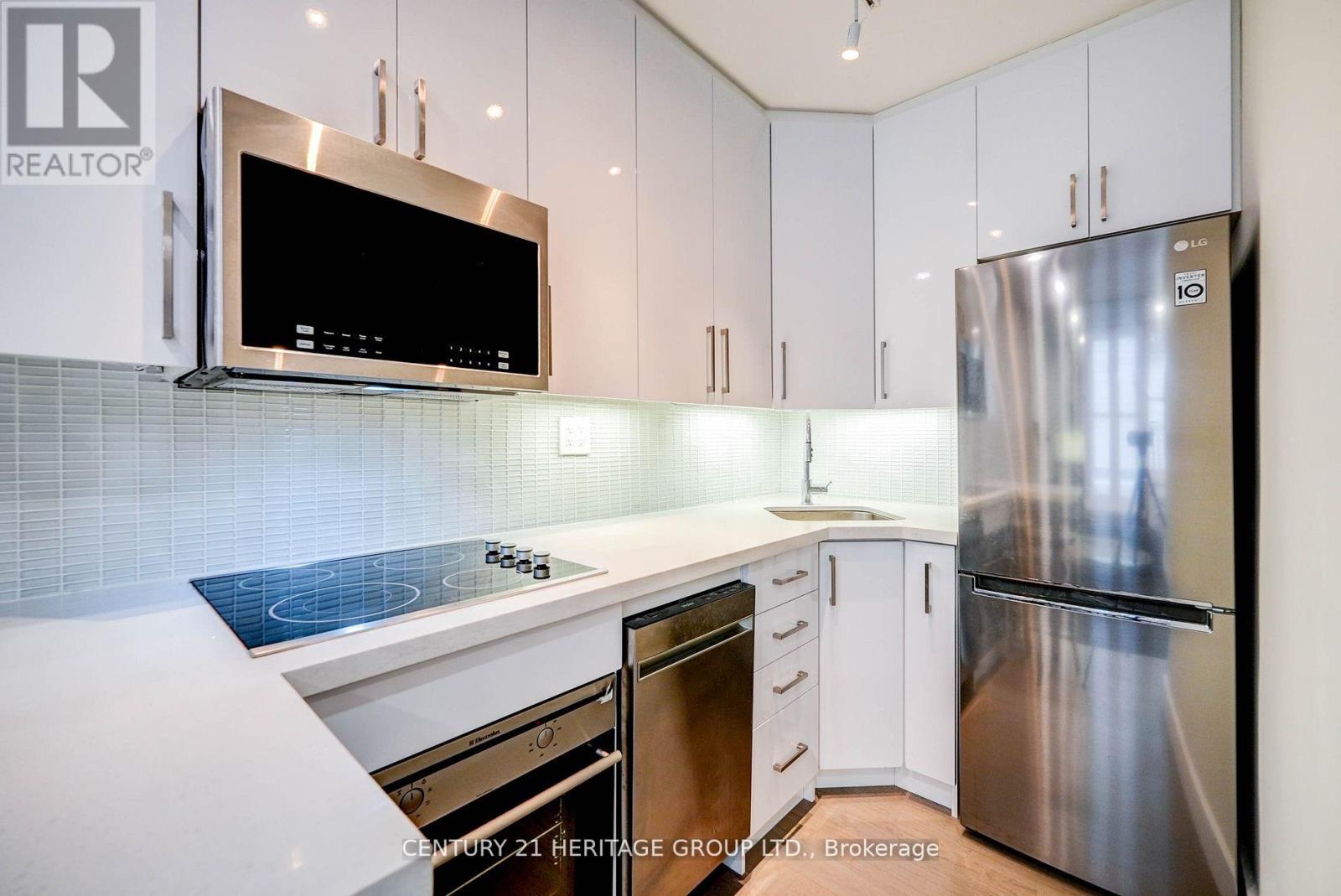 107 - 78 Warren Road, Toronto, Ontario  M4V 2R6 - Photo 14 - C12101122