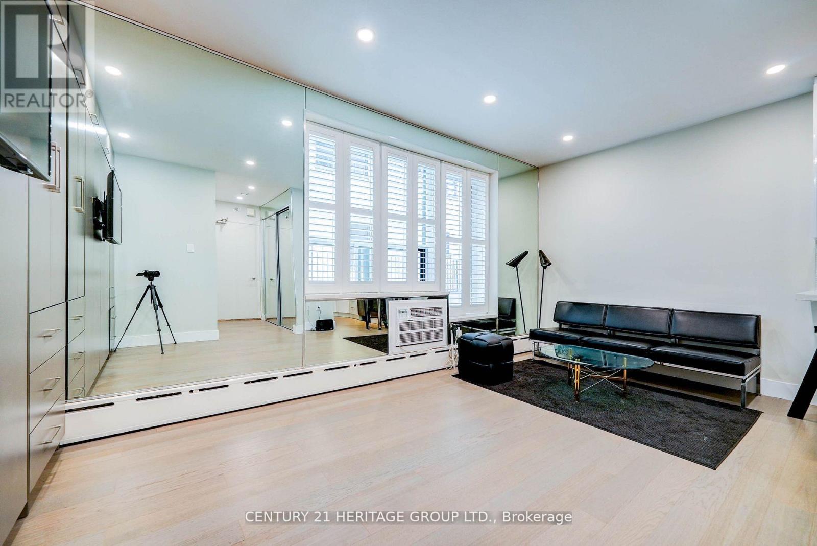 107 - 78 Warren Road, Toronto, Ontario  M4V 2R6 - Photo 19 - C12101122