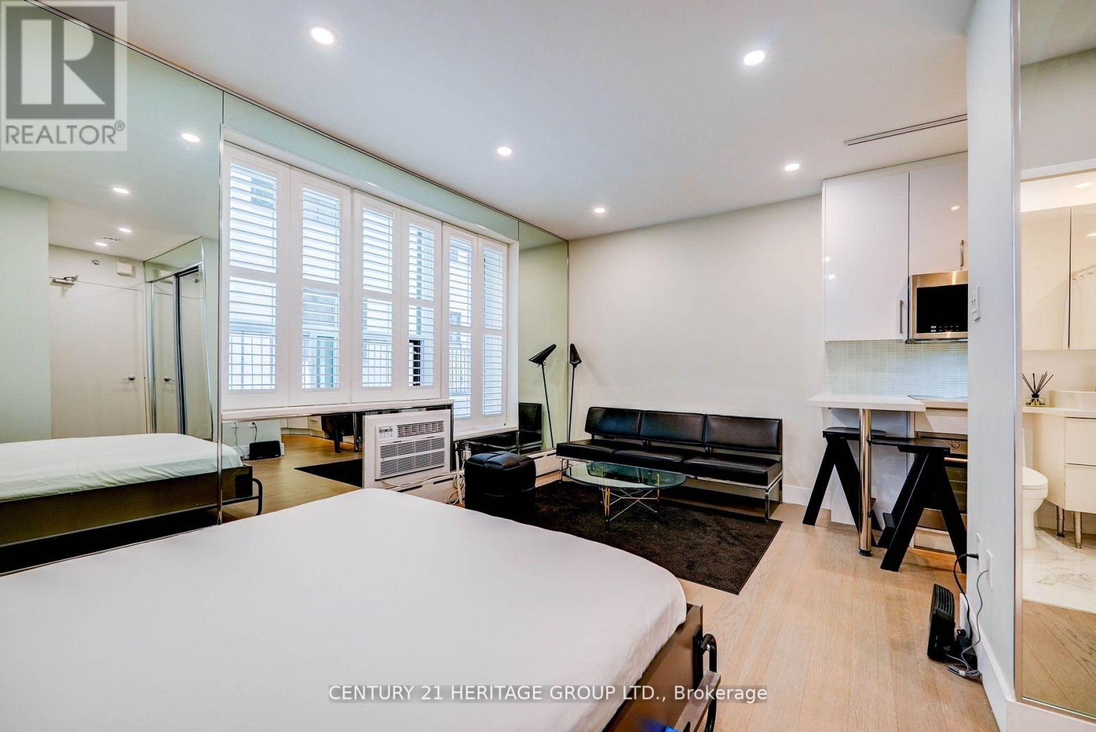 107 - 78 Warren Road, Toronto, Ontario  M4V 2R6 - Photo 8 - C12101122