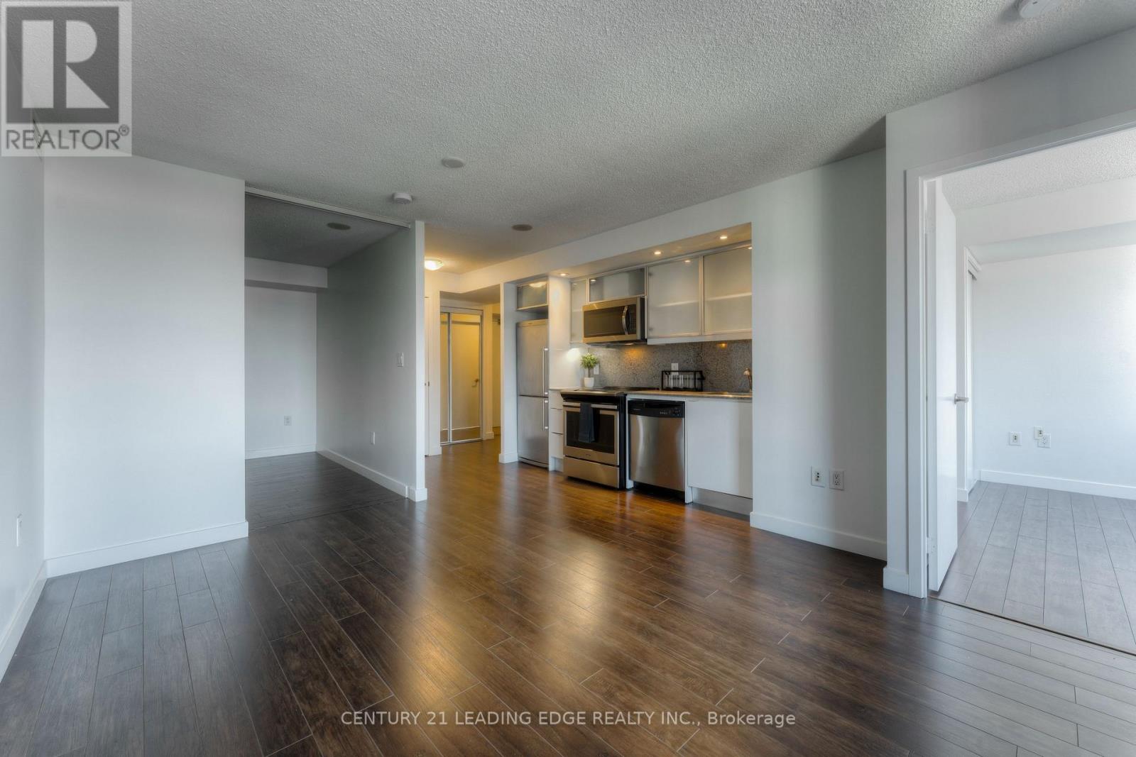 3111 - 25 Telegram Mews, Toronto, Ontario  M5V 3Z1 - Photo 4 - C12096865
