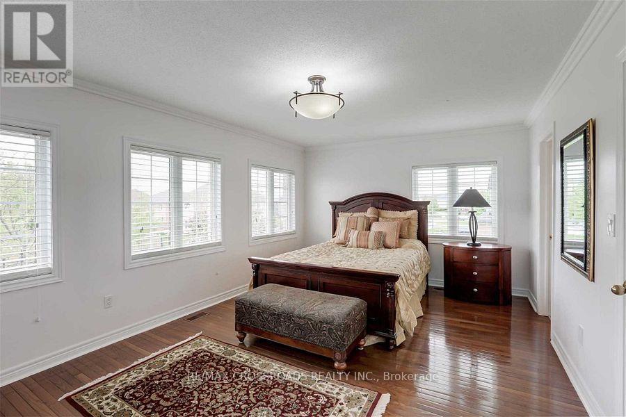 2 Mumberson Court, Markham, Ontario  L6C 1Y4 - Photo 14 - N12101037