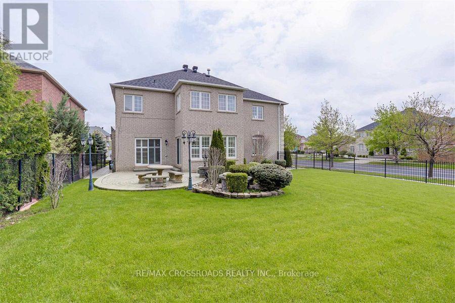 2 Mumberson Court, Markham, Ontario  L6C 1Y4 - Photo 20 - N12101037
